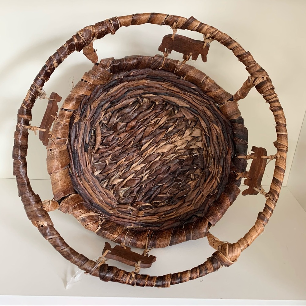 Large elephant basket